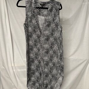 Cupio Black and White Sleeveless Sheath Dress